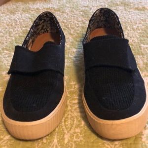 Toms canvas loafers